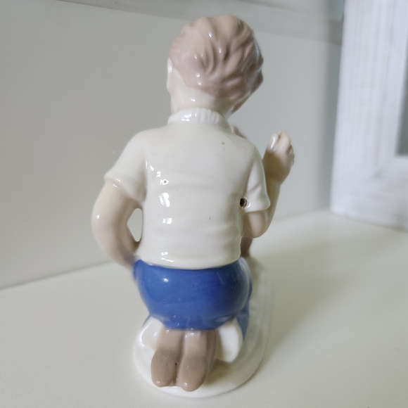 East Germany Grafenthal Boy and Dog Figurine - Picture 2 of 6